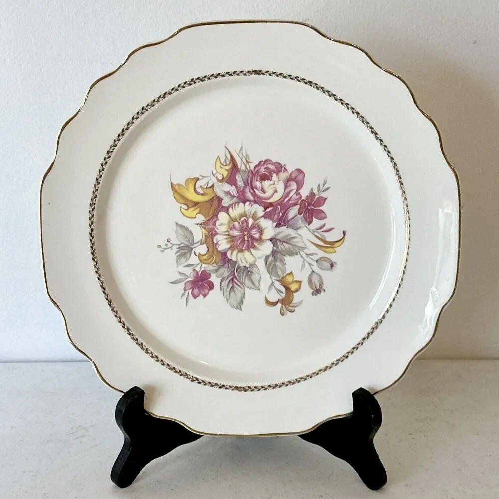 1 Replacement Plate Vintage W.S. George Lido Canarytone Dinner 9.5” Made In USA
